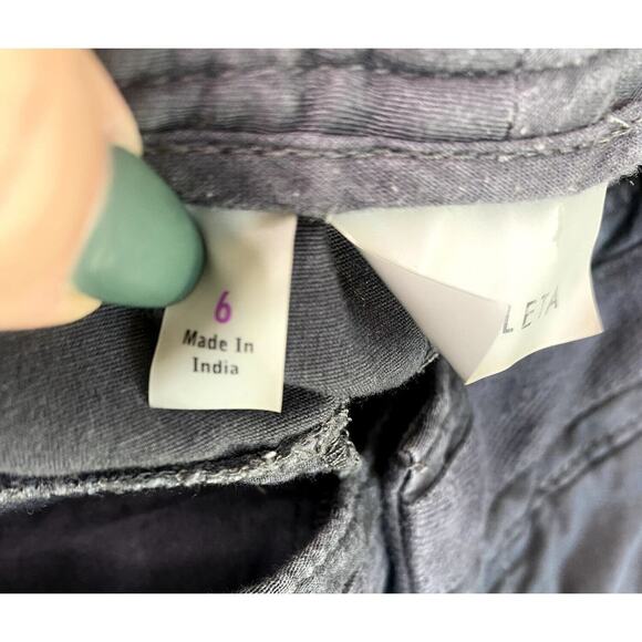 Athleta Relaxed Fit Cotton Cargo Bermuda Shorts Zip Clasp 5-Pockets 6 Grey #2808 - Picture 6 of 12